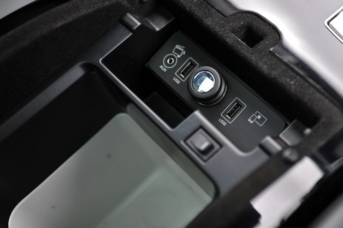 2016 Range Rover Autobiography V8 LWB Te koop (foto 34 van 154)