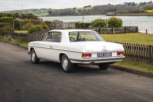 1972 Mercedes-Benz 250 CE W114 For Sale (picture 8 of 240)