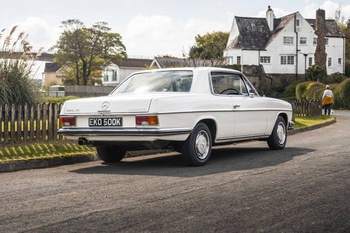 1972 Mercedes-Benz 250 CE W114 For Sale (picture 12 of 240)