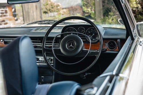 1972 Mercedes-Benz 250 CE W114 For Sale (picture 35 of 240)