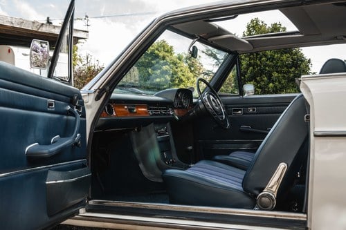 1972 Mercedes-Benz 250 CE W114 For Sale (picture 81 of 240)