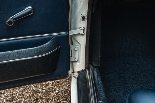 1972 Mercedes-Benz 250 CE W114 For Sale (picture 83 of 240)