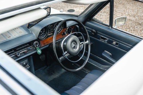 1972 Mercedes-Benz 250 CE W114 For Sale (picture 89 of 240)