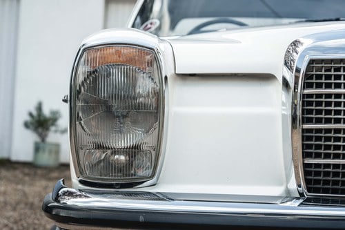 1972 Mercedes-Benz 250 CE W114 For Sale (picture 111 of 240)