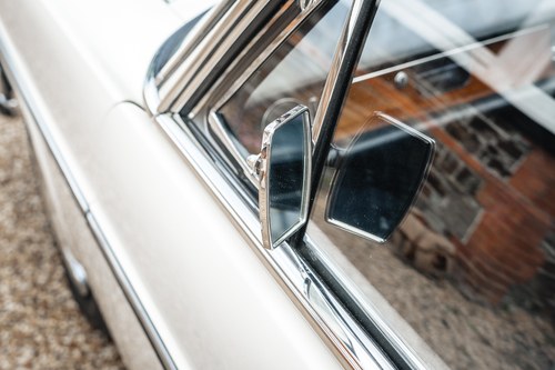 1972 Mercedes-Benz 250 CE W114 For Sale (picture 121 of 240)