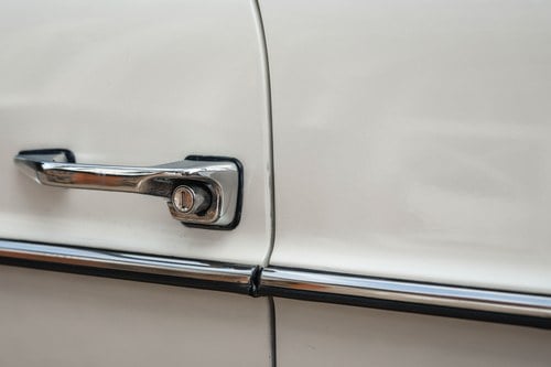 1972 Mercedes-Benz 250 CE W114 For Sale (picture 125 of 240)