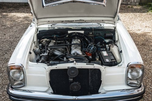 1972 Mercedes-Benz 250 CE W114 For Sale (picture 198 of 240)