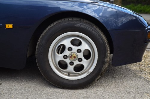 1988 Porsche 944 Lux till salu (bild 16 av 98)