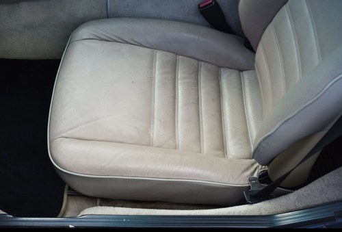 1988 Porsche 944 Lux till salu (bild 31 av 98)