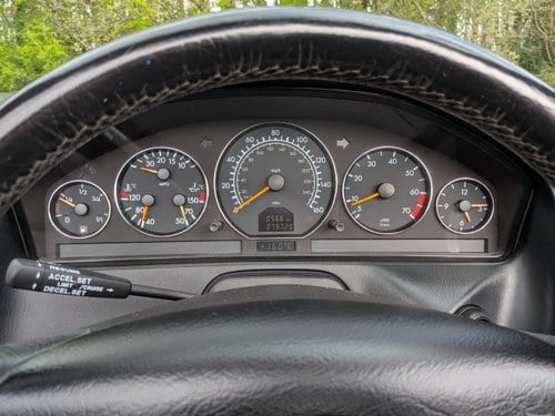1999 Mercedes-Benz SL 320 AMG Edition En venta (imagen 29 de 258)