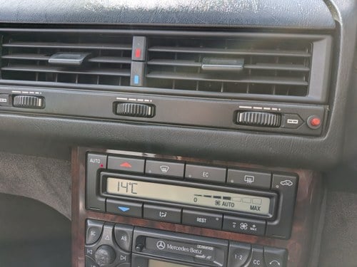 1999 Mercedes-Benz SL 320 AMG Edition En venta (imagen 110 de 258)