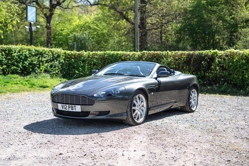 2006 Aston Martin DB9 Volante - 12,850 Miles à venda (imagem 3 de 158)