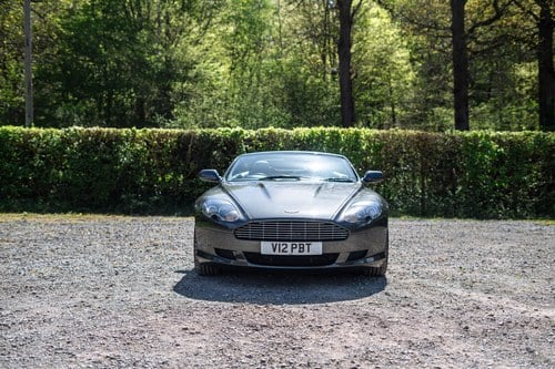 2006 Aston Martin DB9 Volante - 12,850 Miles à venda (imagem 5 de 158)