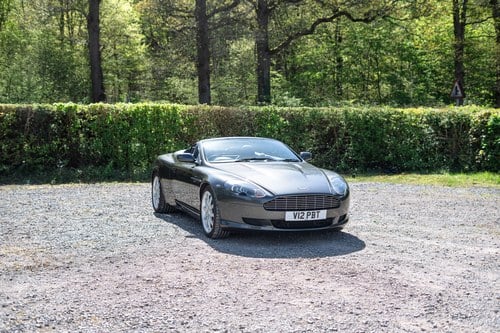 2006 Aston Martin DB9 Volante - 12,850 Miles à venda (imagem 2 de 158)