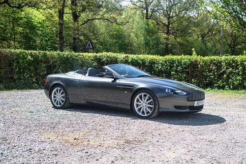 2006 Aston Martin DB9 Volante - 12,850 Miles à venda (imagem 6 de 158)