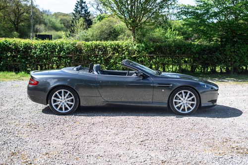 2006 Aston Martin DB9 Volante - 12,850 Miles à venda (imagem 7 de 158)