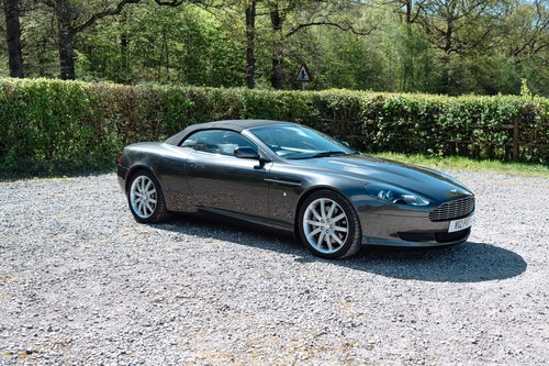 2006 Aston Martin DB9 Volante - 12,850 Miles à venda (imagem 29 de 158)