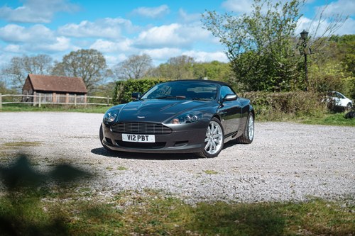 2006 Aston Martin DB9 Volante - 12,850 Miles à venda (imagem 35 de 158)
