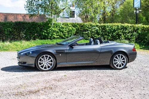 2006 Aston Martin DB9 Volante - 12,850 Miles à venda (imagem 16 de 158)
