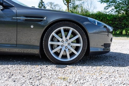 2006 Aston Martin DB9 Volante - 12,850 Miles à venda (imagem 38 de 158)