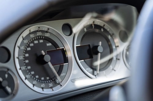 2006 Aston Martin DB9 Volante - 12,850 Miles à venda (imagem 56 de 158)