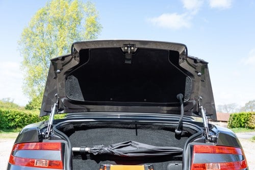 2006 Aston Martin DB9 Volante - 12,850 Miles à venda (imagem 72 de 158)