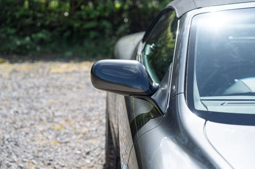 2006 Aston Martin DB9 Volante - 12,850 Miles à venda (imagem 80 de 158)