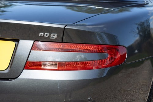 2006 Aston Martin DB9 Volante - 12,850 Miles à venda (imagem 87 de 158)