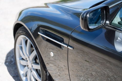 2006 Aston Martin DB9 Volante - 12,850 Miles à venda (imagem 90 de 158)