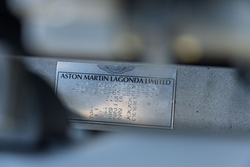 2006 Aston Martin DB9 Volante - 12,850 Miles à venda (imagem 102 de 158)