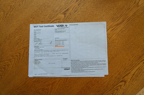 2006 Aston Martin DB9 Volante - 12,850 Miles à venda (imagem 140 de 158)