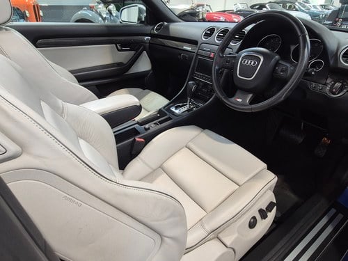 2007 Audi S4 Cabriolet zum Verkauf (Bild 42 von 91)