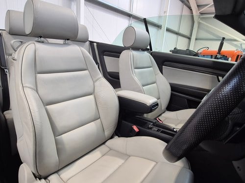 2007 Audi S4 Cabriolet zum Verkauf (Bild 54 von 91)