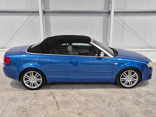 2007 Audi S4 Cabriolet zum Verkauf (Bild 27 von 91)