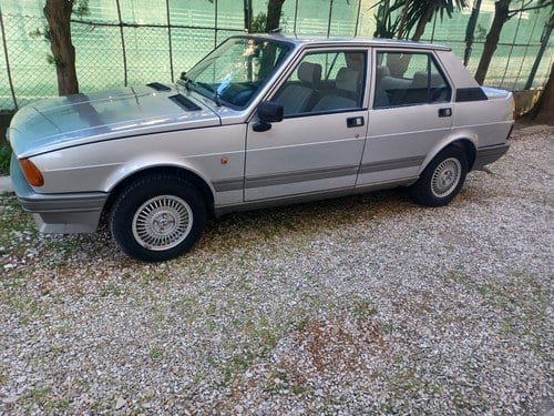 1984 Alfa Romeo Giulietta Te koop (foto 3 van 171)