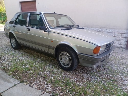 1984 Alfa Romeo Giulietta Te koop (foto 34 van 171)
