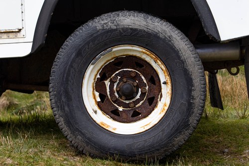 1990 Land Rover Defender 110 SW 4C Camper Van till salu (bild 18 av 140)