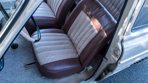 1961 Renault Dauphine (Ondine) For Sale (picture 41 of 228)