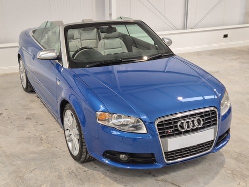 2007 Audi S4 Cabriolet zum Verkauf (Bild 4 von 91)