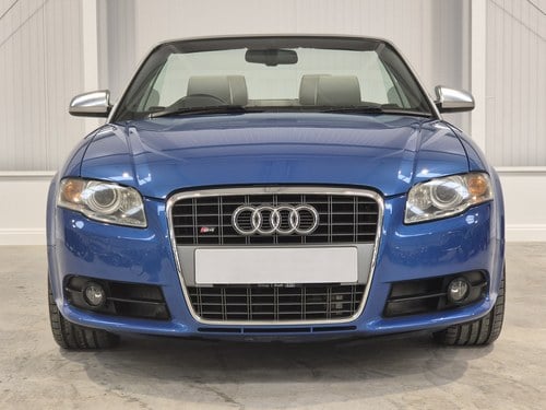 2007 Audi S4 Cabriolet zum Verkauf (Bild 6 von 91)