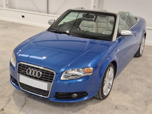 2007 Audi S4 Cabriolet zum Verkauf (Bild 7 von 91)