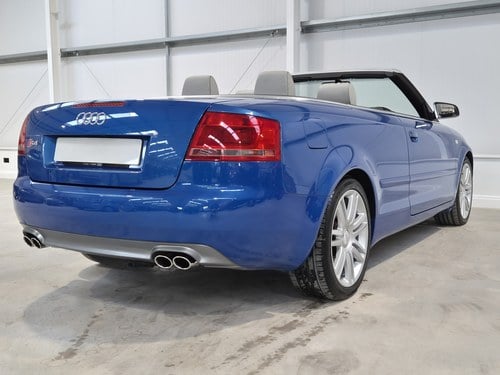 2007 Audi S4 Cabriolet zum Verkauf (Bild 13 von 91)