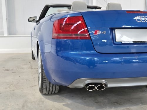 2007 Audi S4 Cabriolet zum Verkauf (Bild 82 von 91)