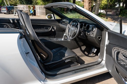 2010 Bentley Continental SuperSports Convertible For Sale (picture 4 of 215)
