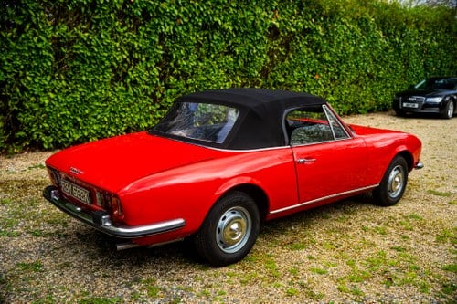 1972 Peugeot 504 Cabriolet till salu (bild 19 av 132)