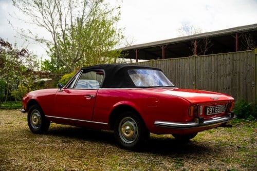 1972 Peugeot 504 Cabriolet till salu (bild 28 av 132)