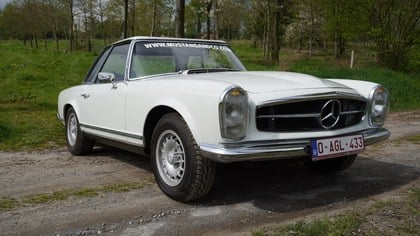 Mercedes SL Class 280 SL Pagoda