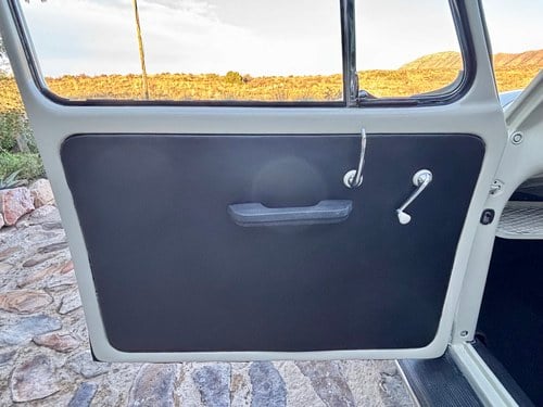 1966 Volkswagen Beetle 1300 En venta (imagen 35 de 115)