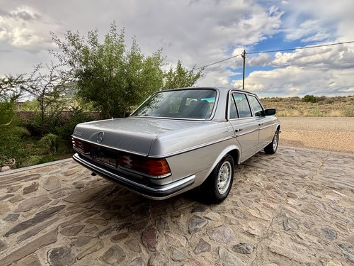 1985 Mercedes-Benz 240D W123 For Sale (picture 11 of 146)