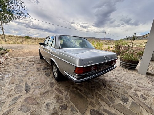 1985 Mercedes-Benz 240D W123 For Sale (picture 15 of 146)